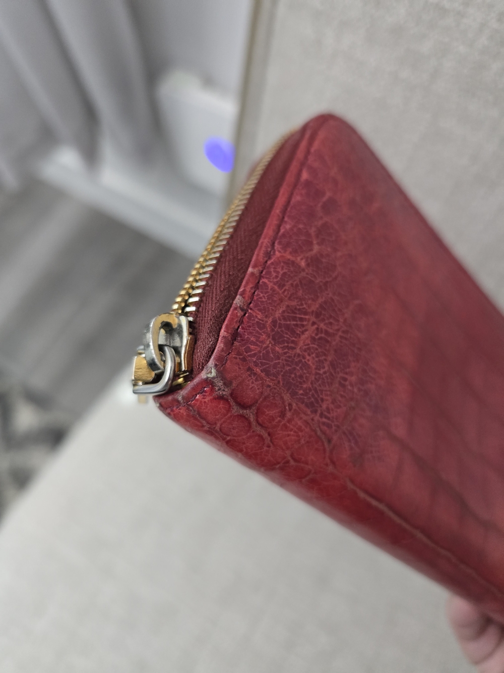 Miu Miu Red Croc-Embossed Zip Around Long Wallet - Picture 3 of 13